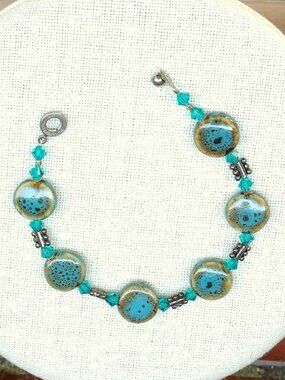 Speckled ceramic beaded bracelet